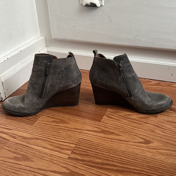Lucky Brand booties - Picture 2 of 5